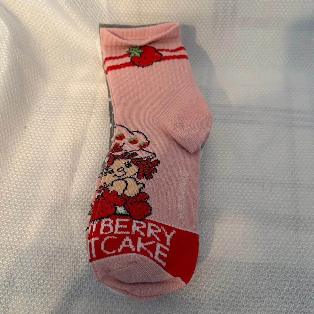 Strawberry Shortcake Women 5 Pack Mid Crew Socks‎ Shoe Size 4-10 Pink White Grey